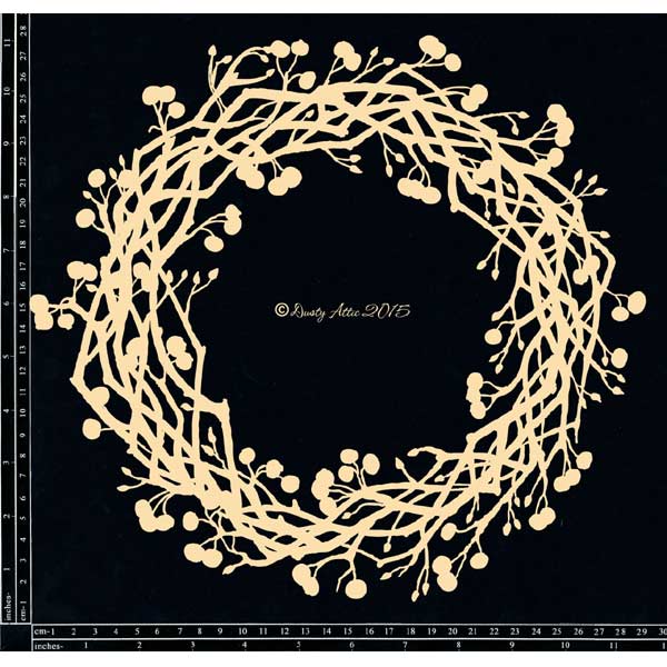 Dusty Attic - Wreath With Berries